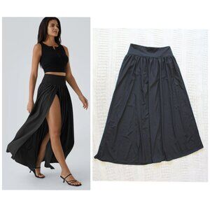 Halara Breezeful Split Flowy Quick Dry Maxi Skirt size Large Black Beach travel